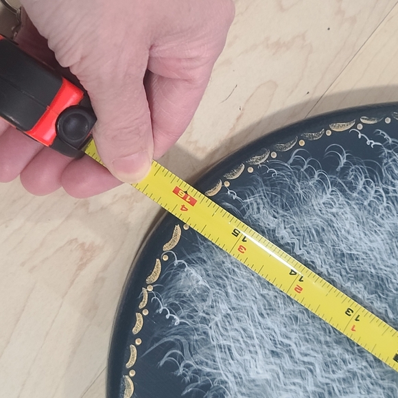 Wood Chris Kringle Santa Claus Wood Wall Plaque with Jingle Bells, Signed - Picture 3 of 6